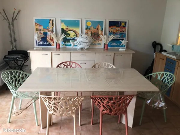 Port-Grimaud : 65 m2 - 2 Chambres, Piscine, Parking, Plage à pied - Saint-Tropez à qq km