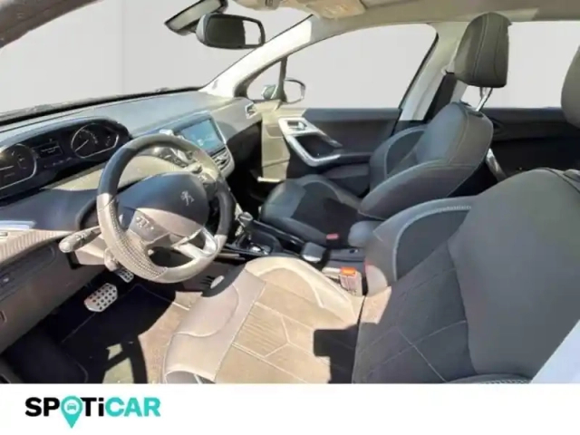 Peugeot 2008 1.2 puretech 110ch e6.c crossway s&amp;s eat6 — photo 13