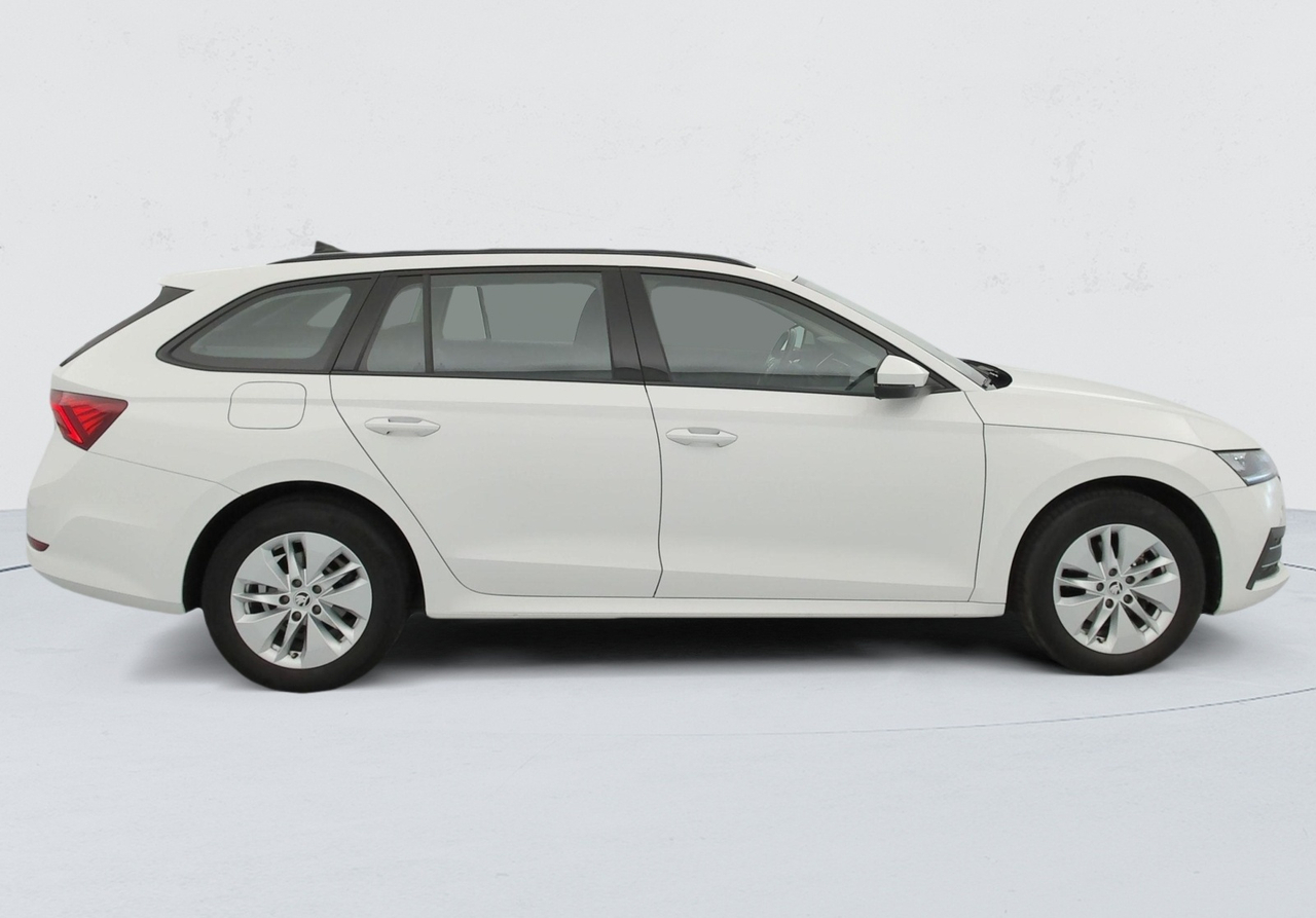 Skoda Octavia Combi — photo 6