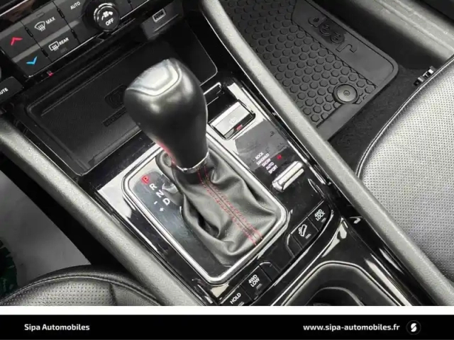 Jeep Compass 1.3 phev t4 240 ch 4xe eawd — photo 18