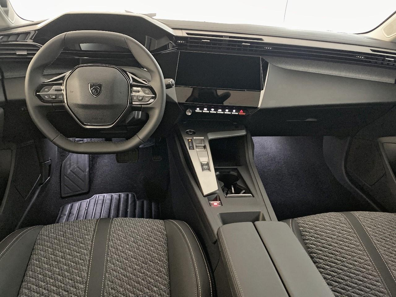 Peugeot 308 sw hybrid 145 e-dcs6 allure — photo 8