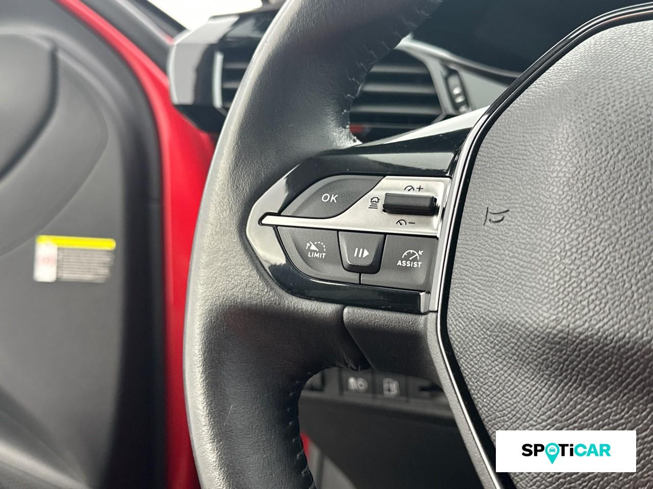 Peugeot 308 nouvelle 308 berline allure pack hybrid 180 e-eat8 — photo 17