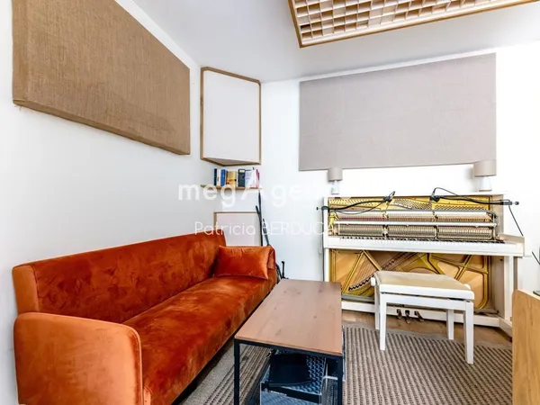 MURS à vendre à MONTREUIL / 35m² Métro ROBESPIERRE
