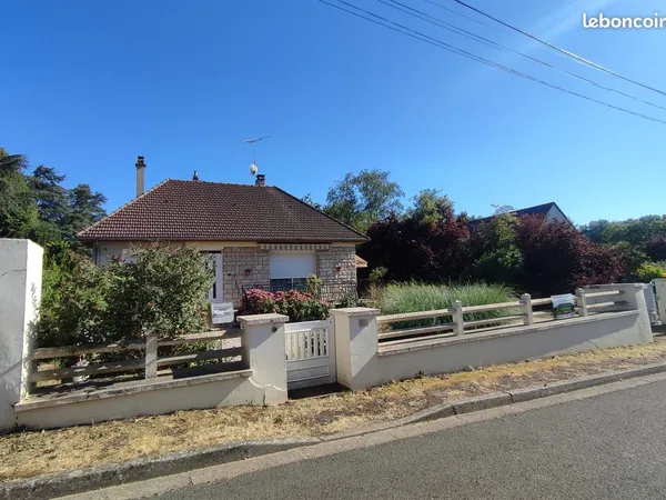 Maison rénovée avec grand terrain - Fourchambault Ouest