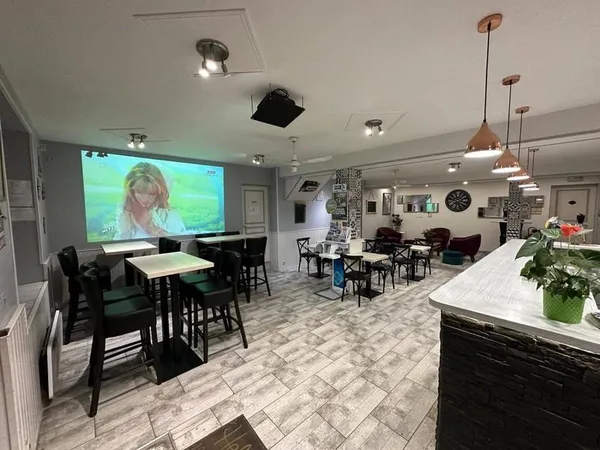 Fonds de commerce 80 m²