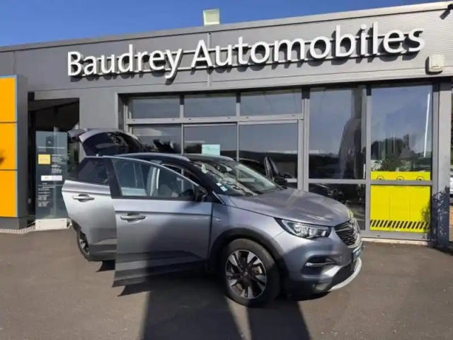 Opel Grandland X 1.2 turbo 130ch design line bva 109g — photo 13