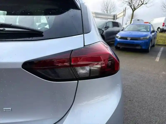 Opel Corsa 1.2 75 ch bvm5 — photo 67