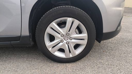 Peugeot 2008 1.2 Puretech 82 - Style – 2018 – 36718 km – Essence – Boîte Manuelle — photo 29
