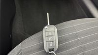 Peugeot 208 1.2 PureTech 75ch S&S Style — photo 16