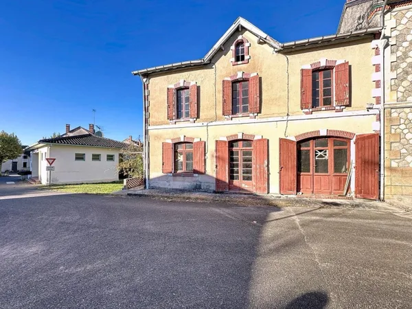 Maison 7 pièces 145 m²
