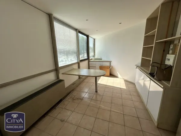 Bureau 21 m²