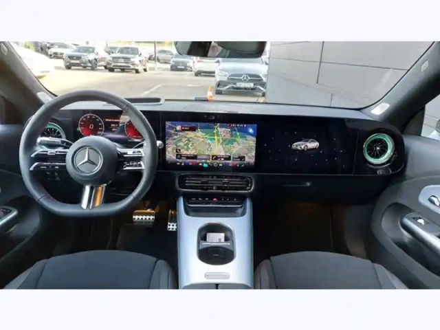 Mercedes Cla 200 — photo 21