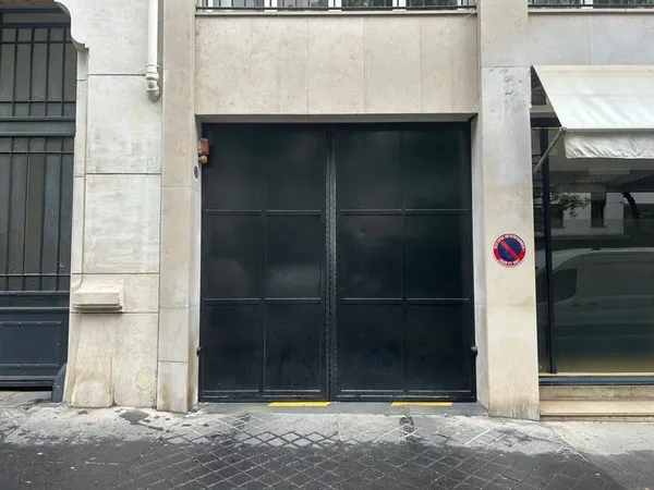 Parking 13 m²