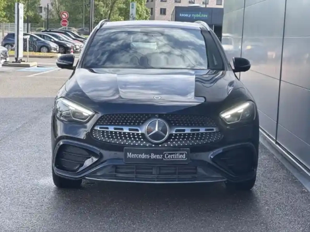 Mercedes Gla 200 d amg line — photo 8