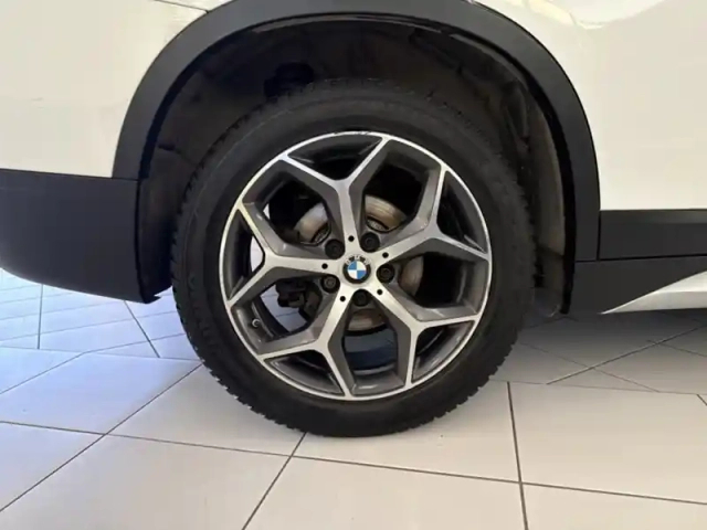 Bmw X1 sdrive 18 i xline — photo 13