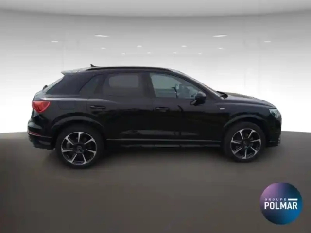 Audi Q3 35 tfsi 150ch s line s tronic 7 — photo 4
