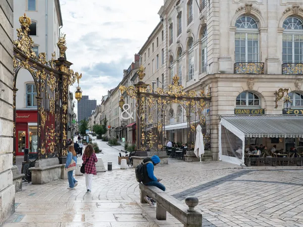 Fonds de commerce 150 m²