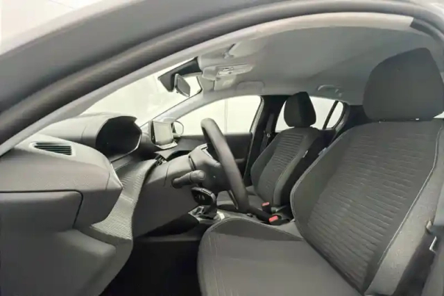 Peugeot 208 puretech 75 s&amp;s bvm5 — photo 13