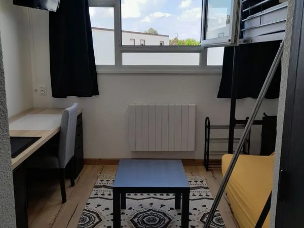 Studio meublé