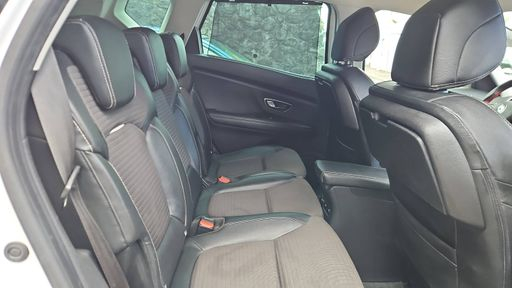 Renault Scenic 1.7 Blue dCi 120 EDC6 - Intens – 2019 – 117658 km – Diesel – Boîte Automatique — photo 30