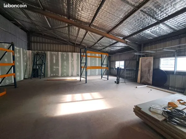 Bureaux 115 m² BAIE MAHAULT