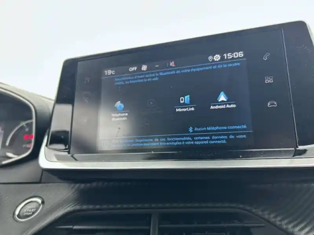 Peugeot 208 puretech 100 s&amp;s eat8 — photo 24