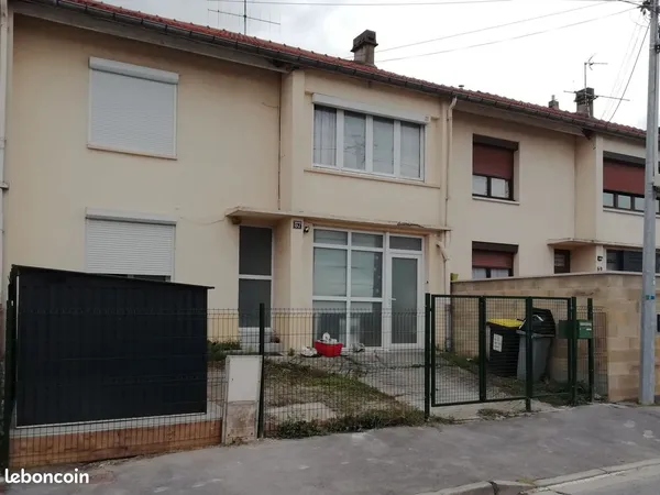 Chambre en colocation pour étudiante