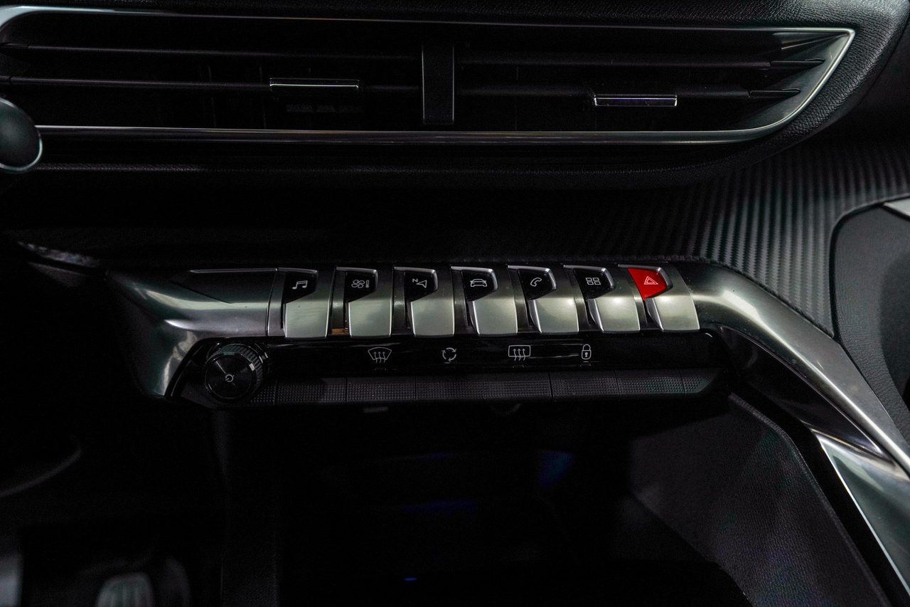 Peugeot 3008 — photo 24