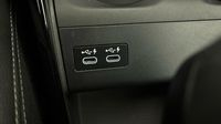 Bmw Série 2 Active Tourer 218d 150ch Business Design DKG7 — photo 30