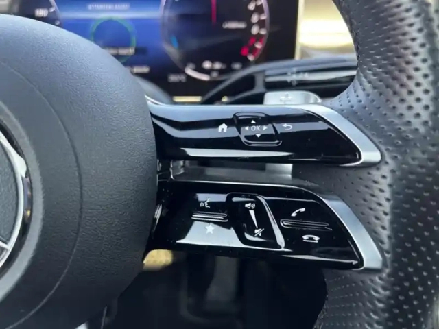 Mercedes Glc 300 e  hybrid eq 4matic am — photo 17