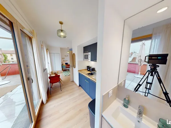 STUDIO Premium - LYON 7
