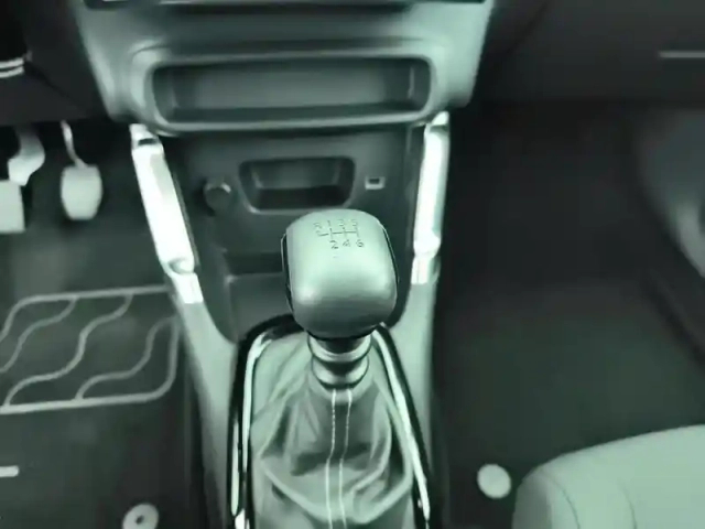 Citroën C3 Aircross puretech 110 s&amp;s bvm6 feel pack — photo 24