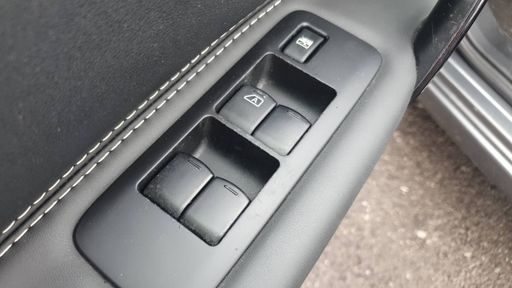 Nissan Qashqai 1.6 dCi 130 - N-Connecta – 2013 – 84139 km – Diesel – Boîte Manuelle — photo 5