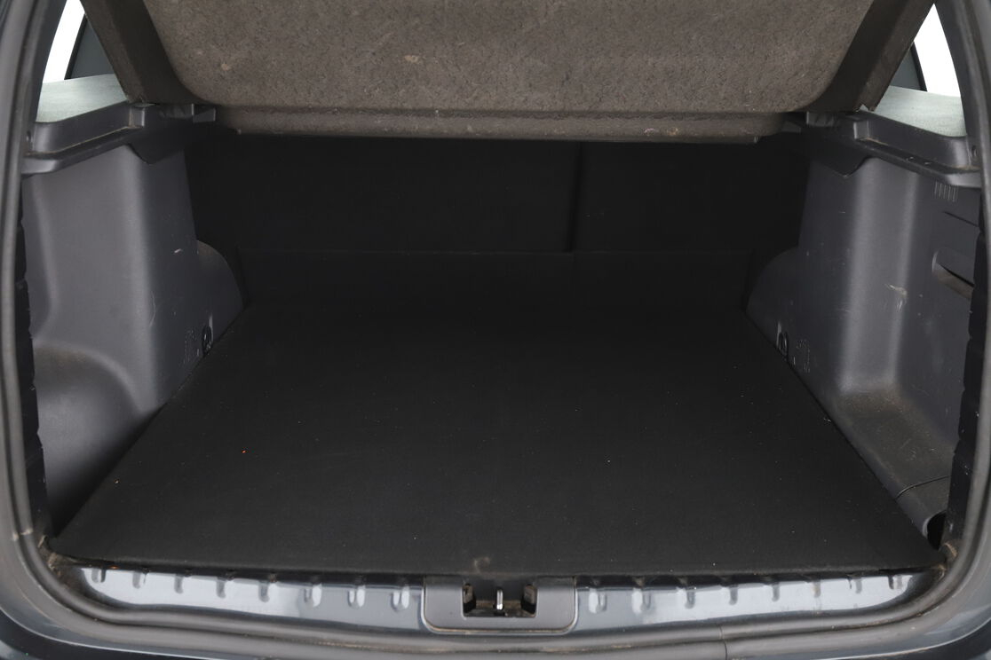 Dacia Duster 1.5 dCi Silver Line 4x4 — photo 16