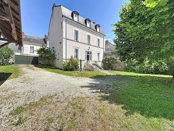 Maison 7 pièces - Jardin - Dépendance - 5 chambres