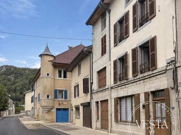 MOIRANS EN MONTAGNE - Immeuble de rapport 3 lots