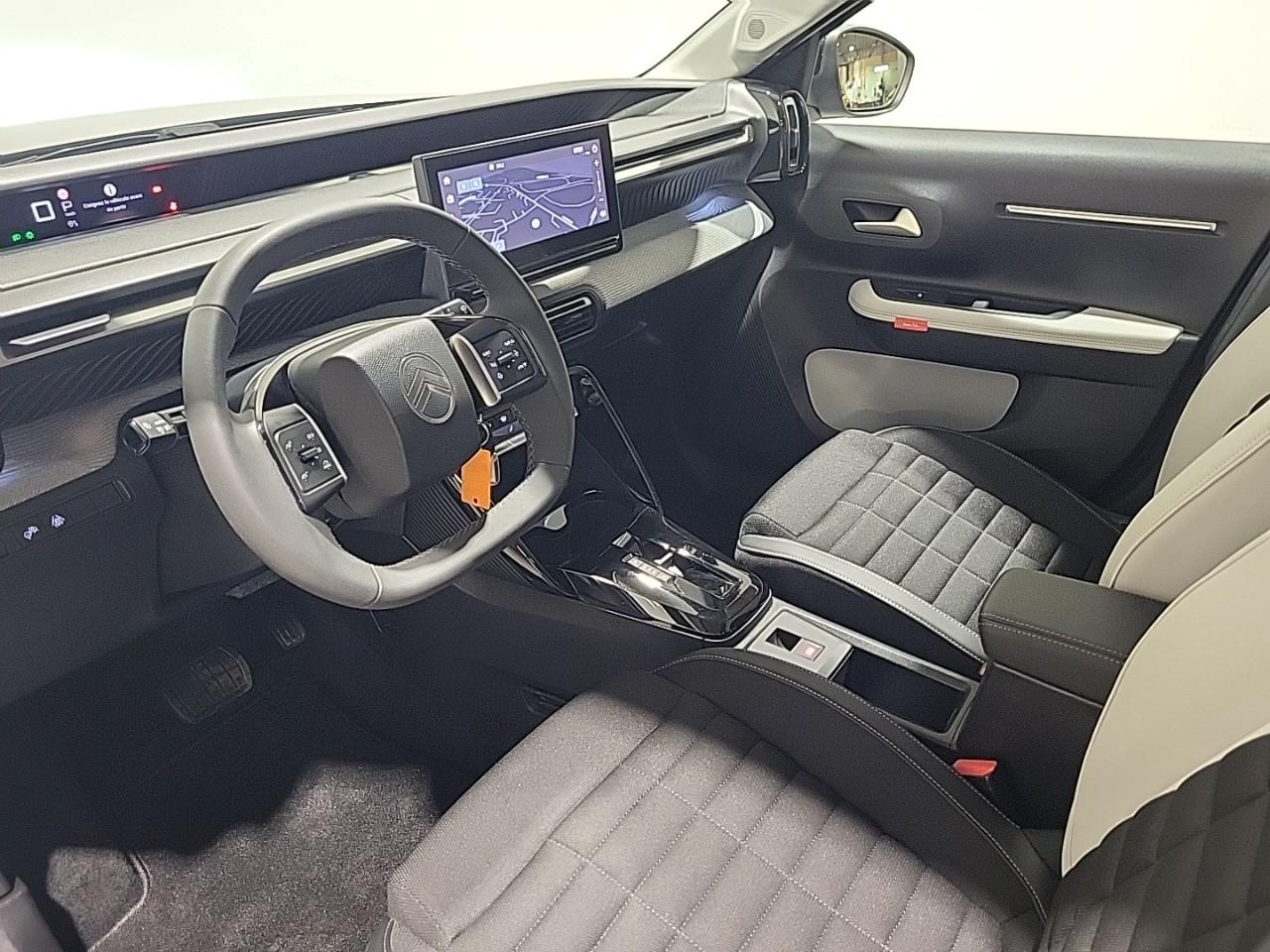 Citroën C3 Aircross hybride 145 ch aut max — photo 9