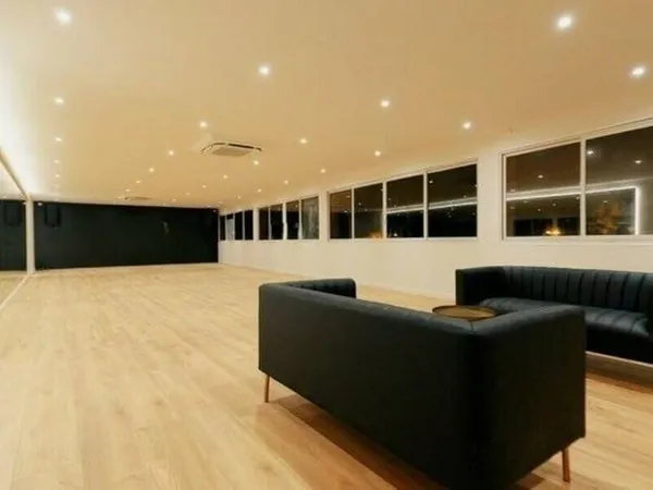 Bureaux 126 m²