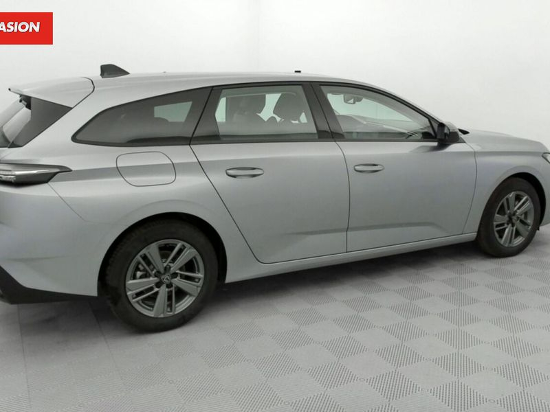 Peugeot 308 III 1.5 BlueHDi 130ch Active Pack — photo 31