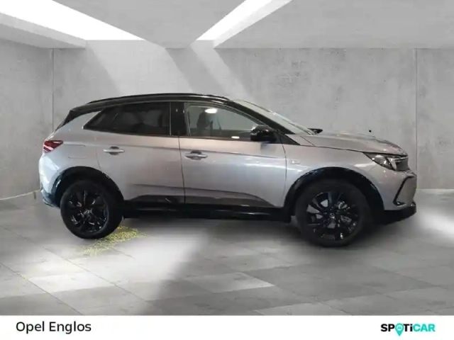 Opel Grandland 1.2 turbo hybrid 136ch gs light e-dct6 — photo 22
