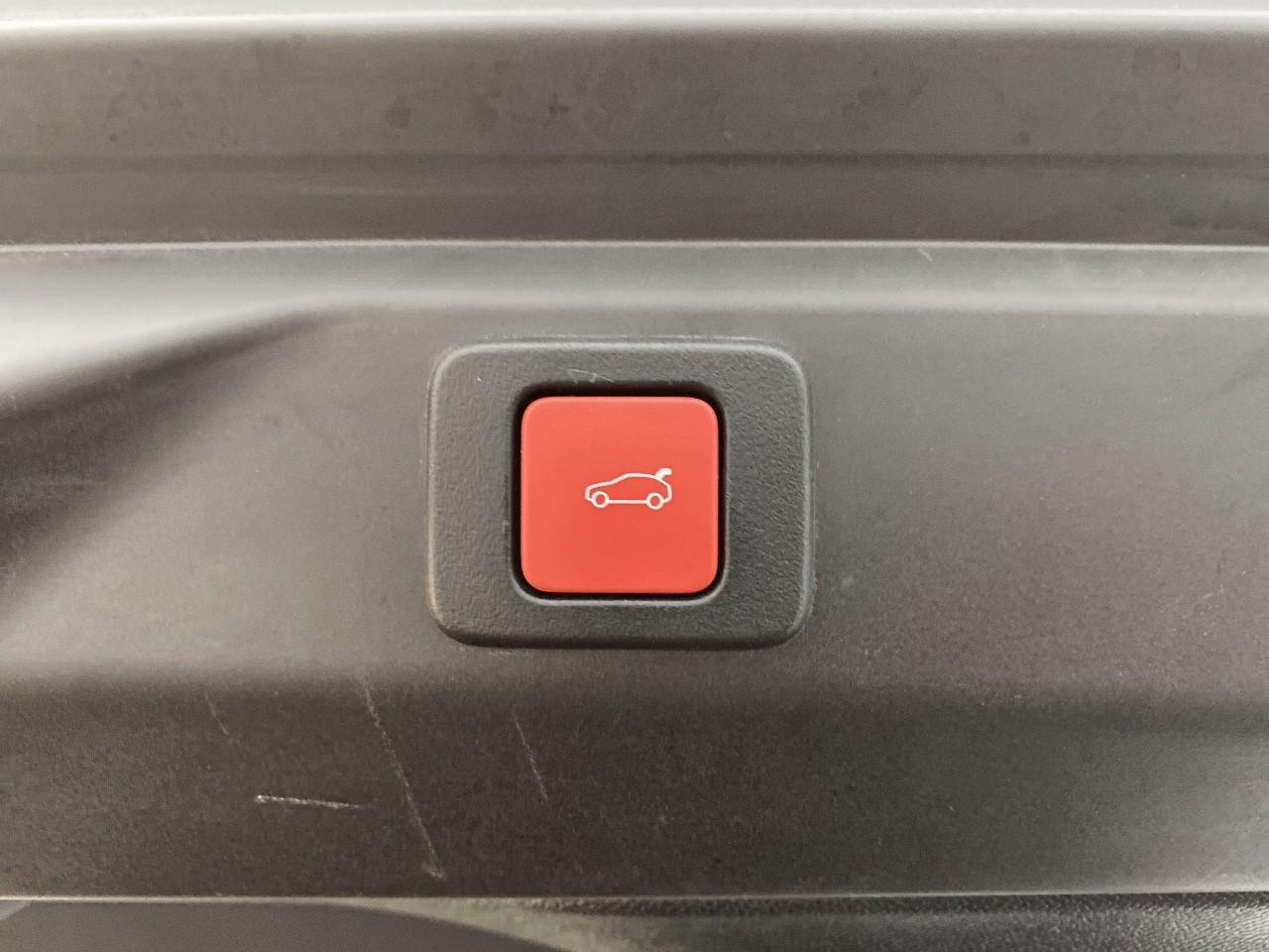 Peugeot 3008 hybrid 136 e-dcs6 gt — photo 20