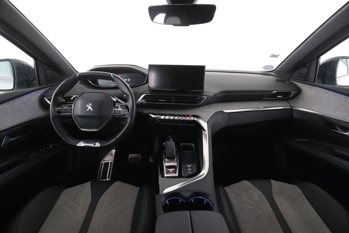 Peugeot 3008 1.6 Hybrid GT e-EAT8 — photo 11