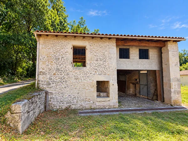 Maison 1 pièce 140 m²