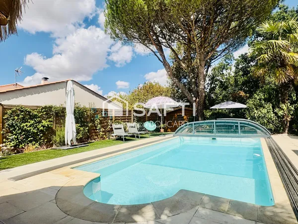 Maison familiale avec piscine, studio indépendant et jardin d'exception