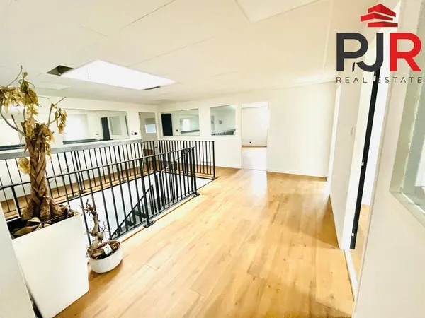 Bureaux 500 m²