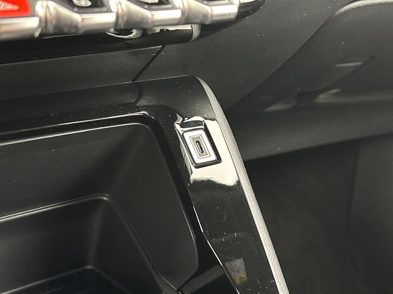 Peugeot 2008 100 s&s bvm6 style — photo 27