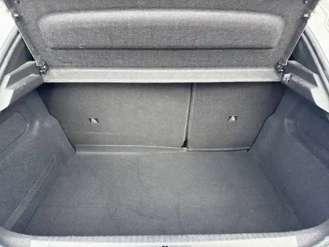 Peugeot 208 puretech 100 s&amp;s bvm6 — photo 16