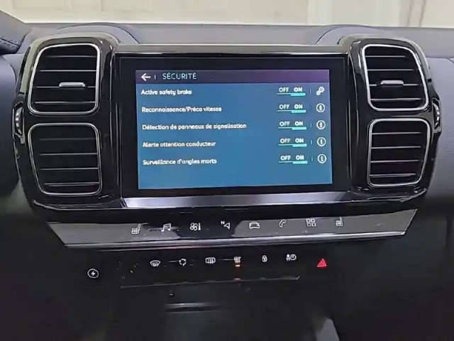 Citroën C5 Aircross hybride rechargeable 225 s&amp;s e-eat8 — photo 57