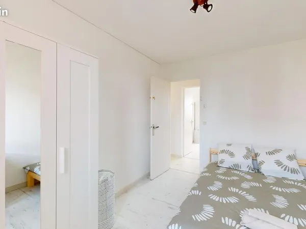 Chambre 4 pièces 71 m²