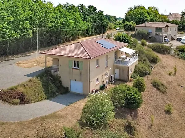 Villa T4 de 114m2 avec garage en sous-sol et jardin